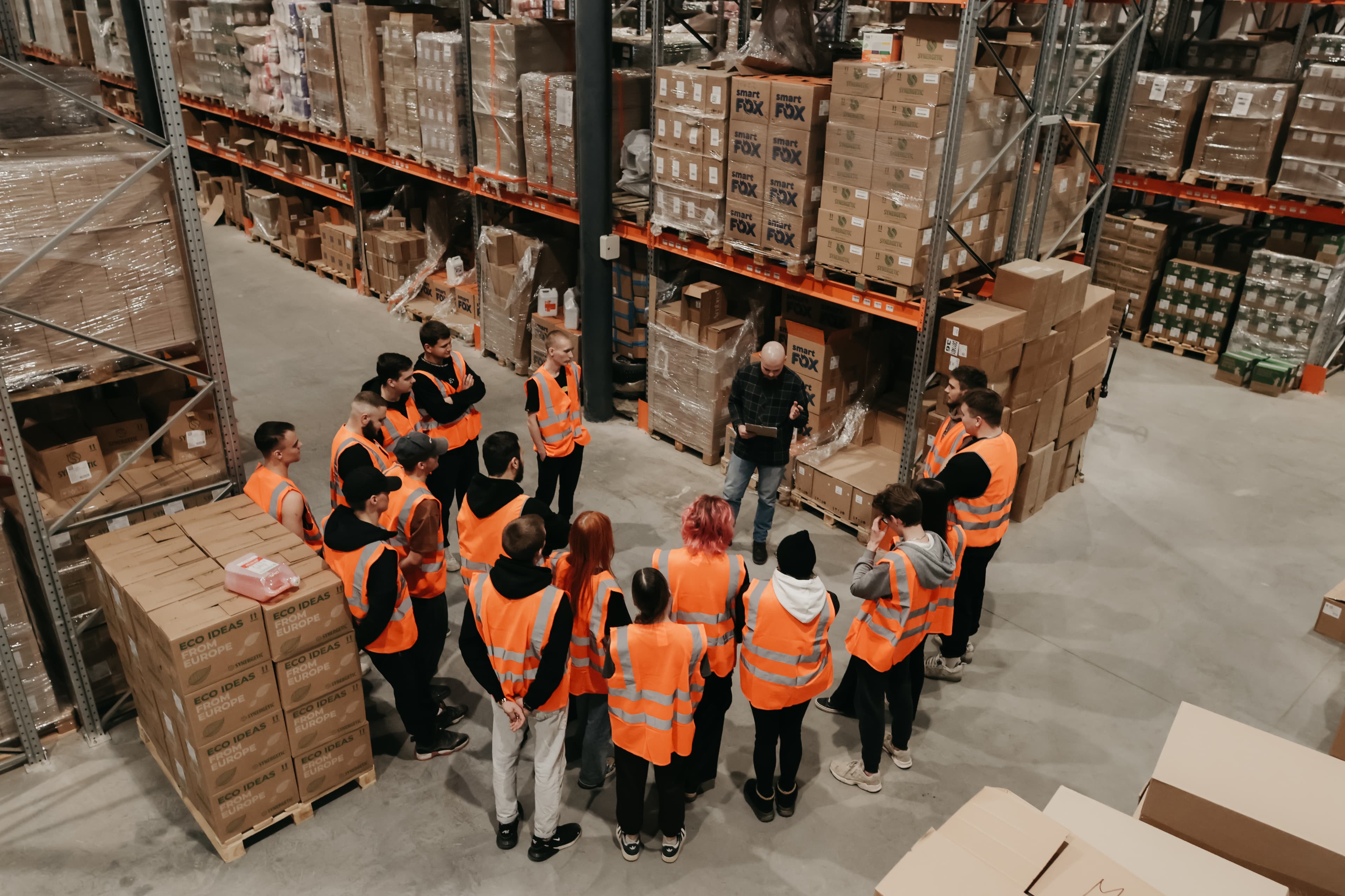 Сплоченная команда и низкая  текучка кадров - стабильный сервис